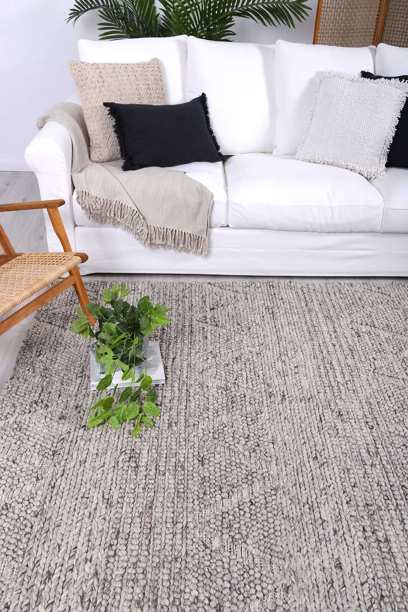 Kaiden Braided Ash Wool Rug