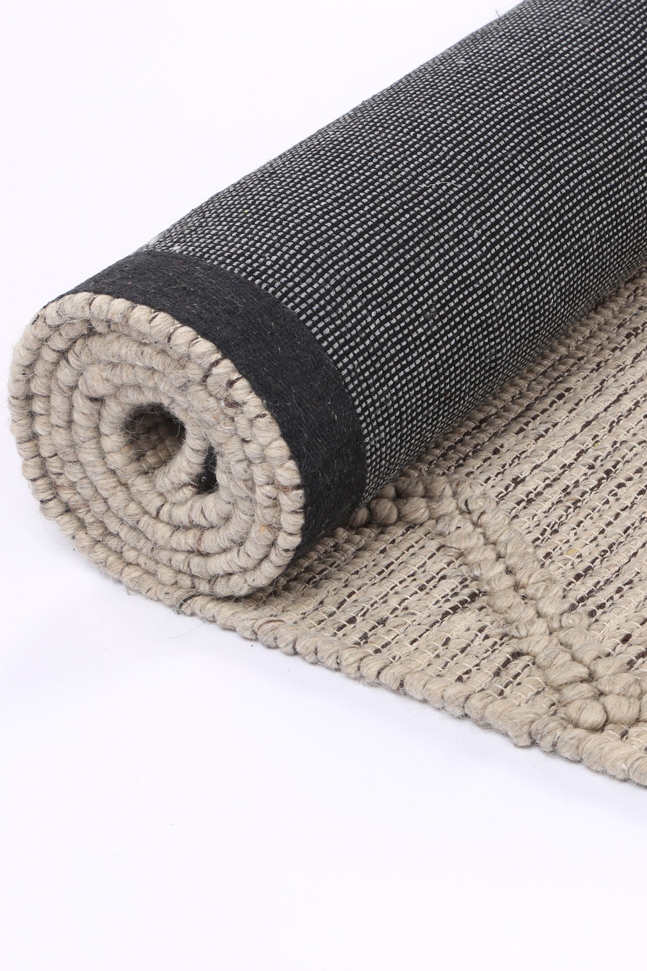 Goa Aztec Wool Blend Ash Rug (No Tassel)