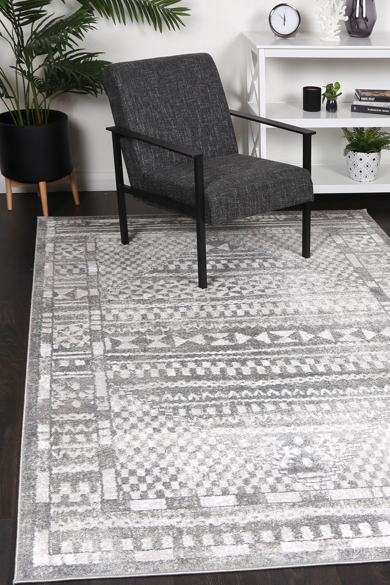 Windjana Tribal Grey Rug