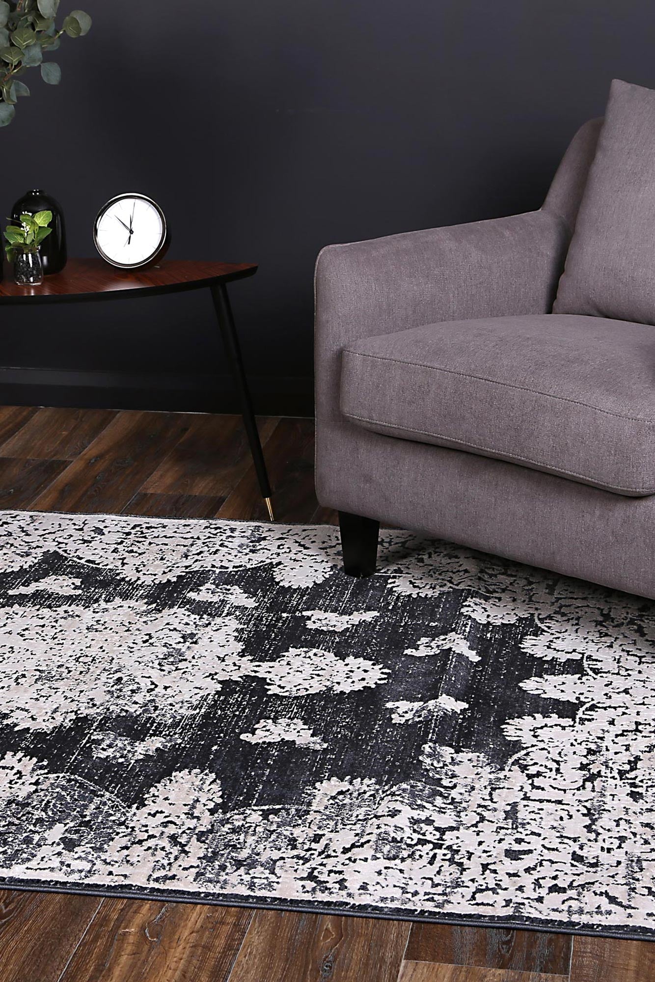 Rapsody Medallion Navy Rug